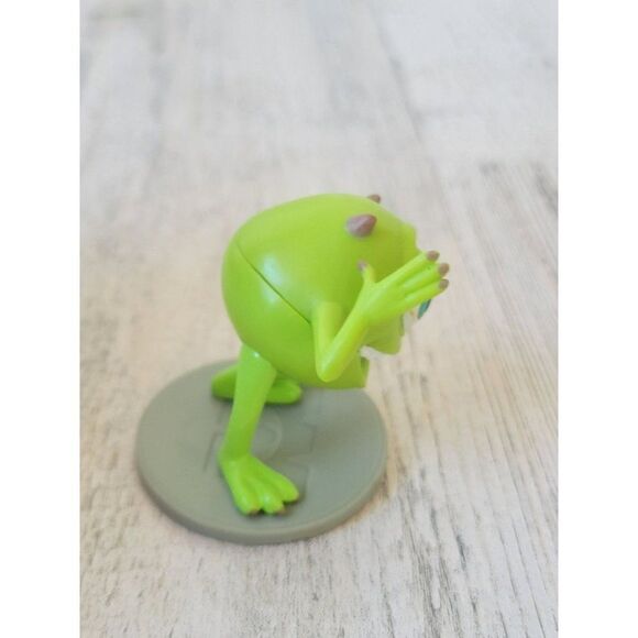Green Mike Wazowski Monsters Inc Disney Pixar toy figure - Picture 4 of 6